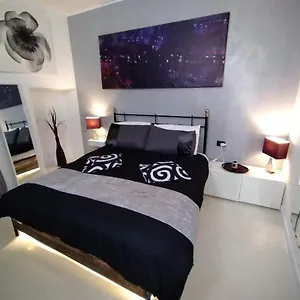Le Petit Noah Bed & Breakfast